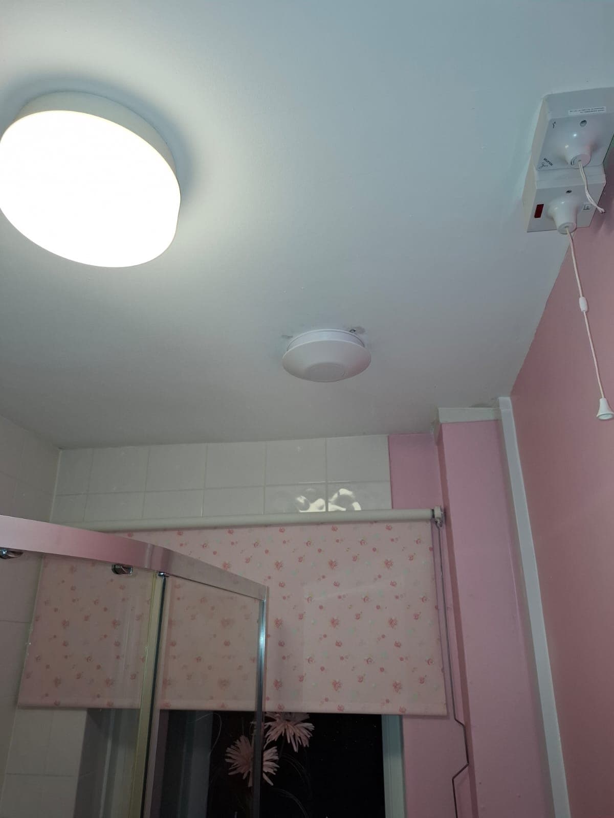 Decentralized Mechanical Extract Ventilation System